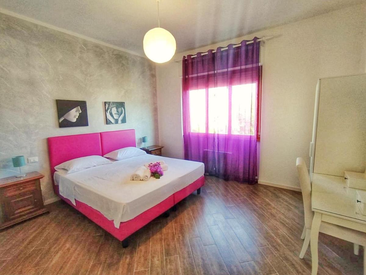 B&B Villa La Bouganville Камайоре Экстерьер фото