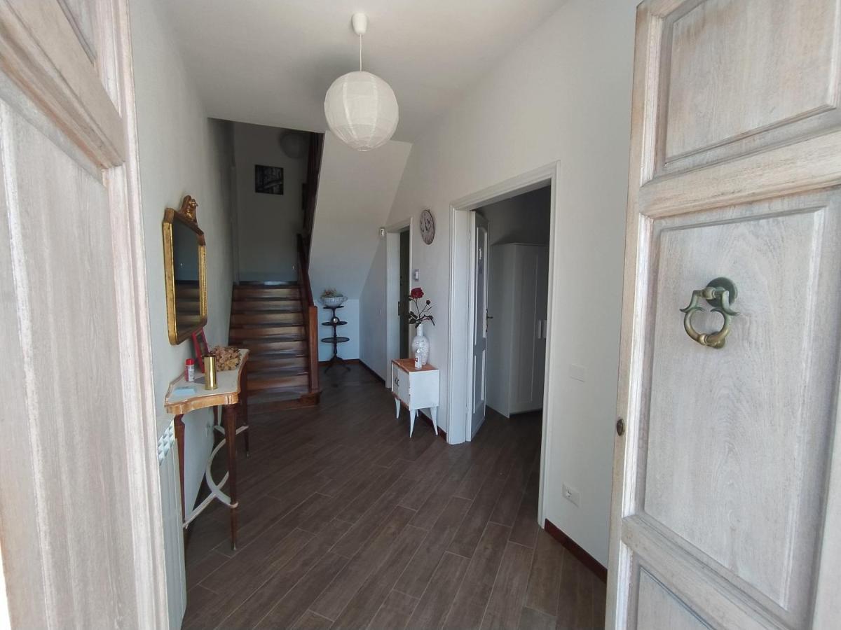 B&B Villa La Bouganville Камайоре Экстерьер фото