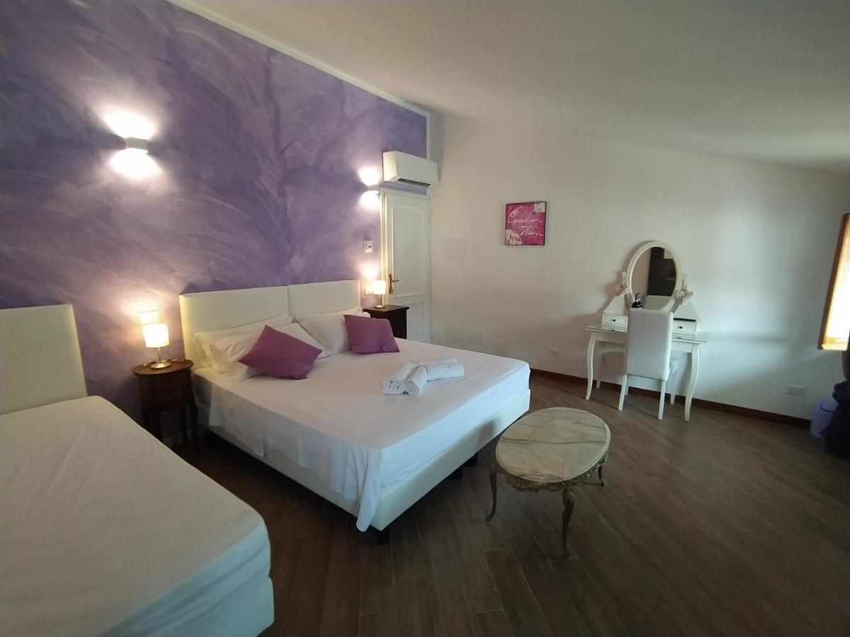 B&B Villa La Bouganville Камайоре Экстерьер фото